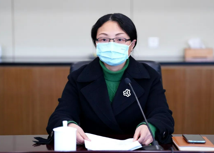 市妇联召开传达贯彻省“两会”精神专题学习会